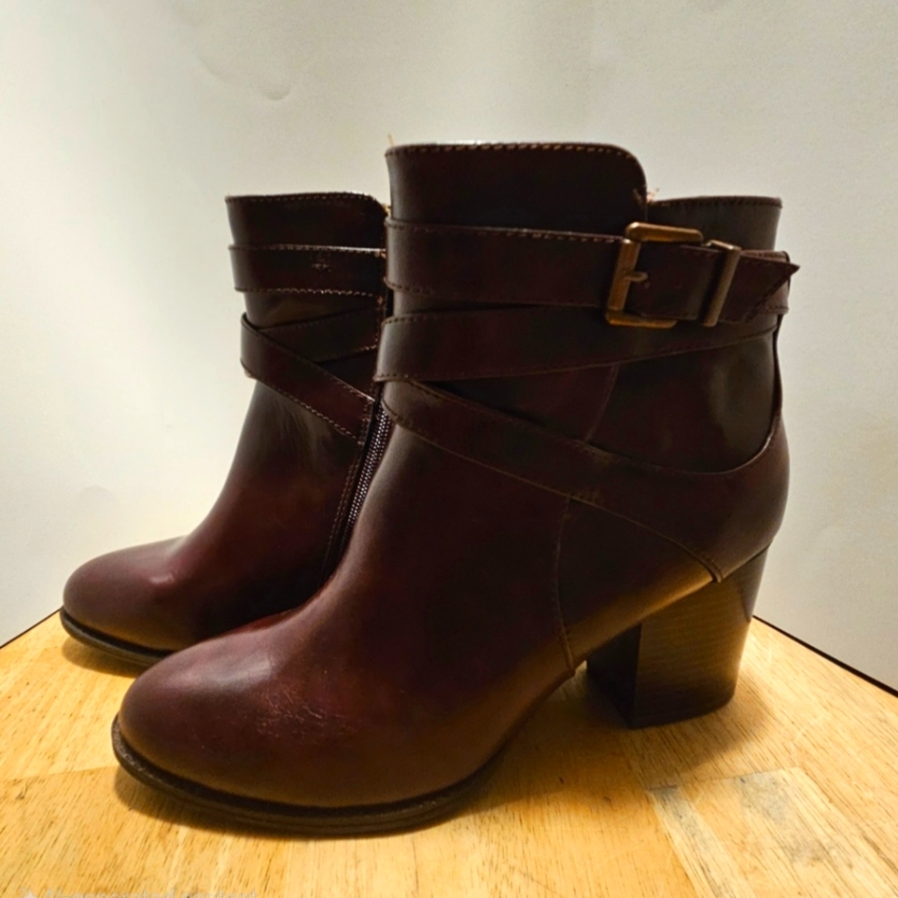 Avenue Cloudwalker Ankle Boots - Size 10W - 3" Heel